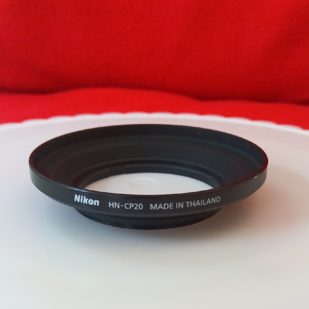 📸 Nikon Lens Hood Black HN-CP20 for COOLPIX P950/P900 Camera